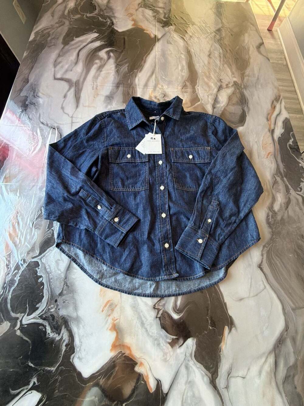 Free Assembly Women's Cropped Denim Utility Shirt with Long Sleeves Size S